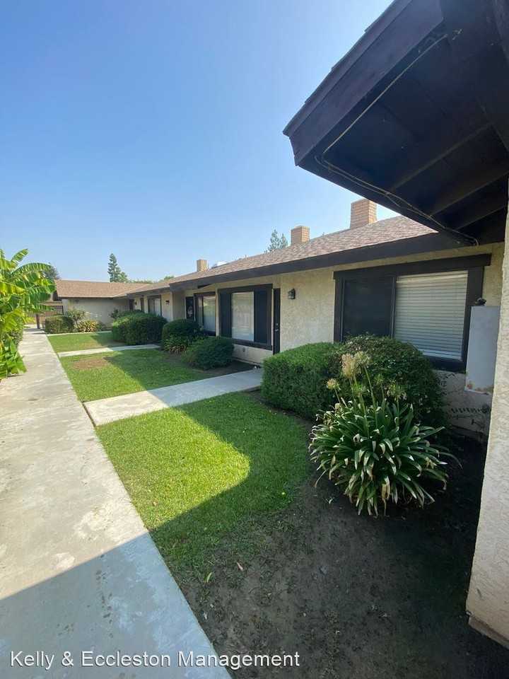 7508 Stockdale Hwy - Photo 3 of 26