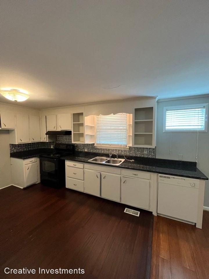 113 Wilmington St - Photo 2 of 11