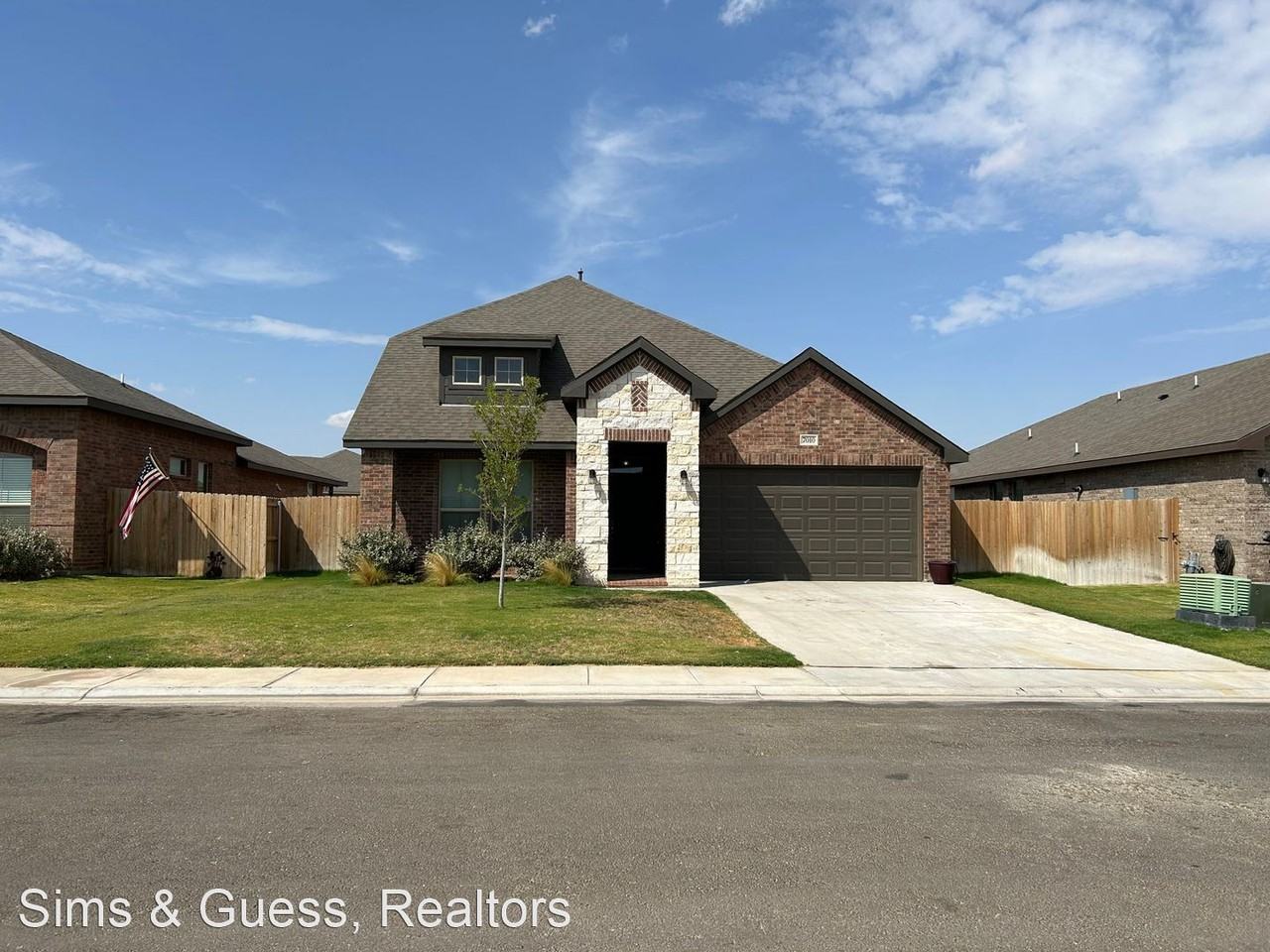 7010 Holstein Ct - Photo 3 of 33