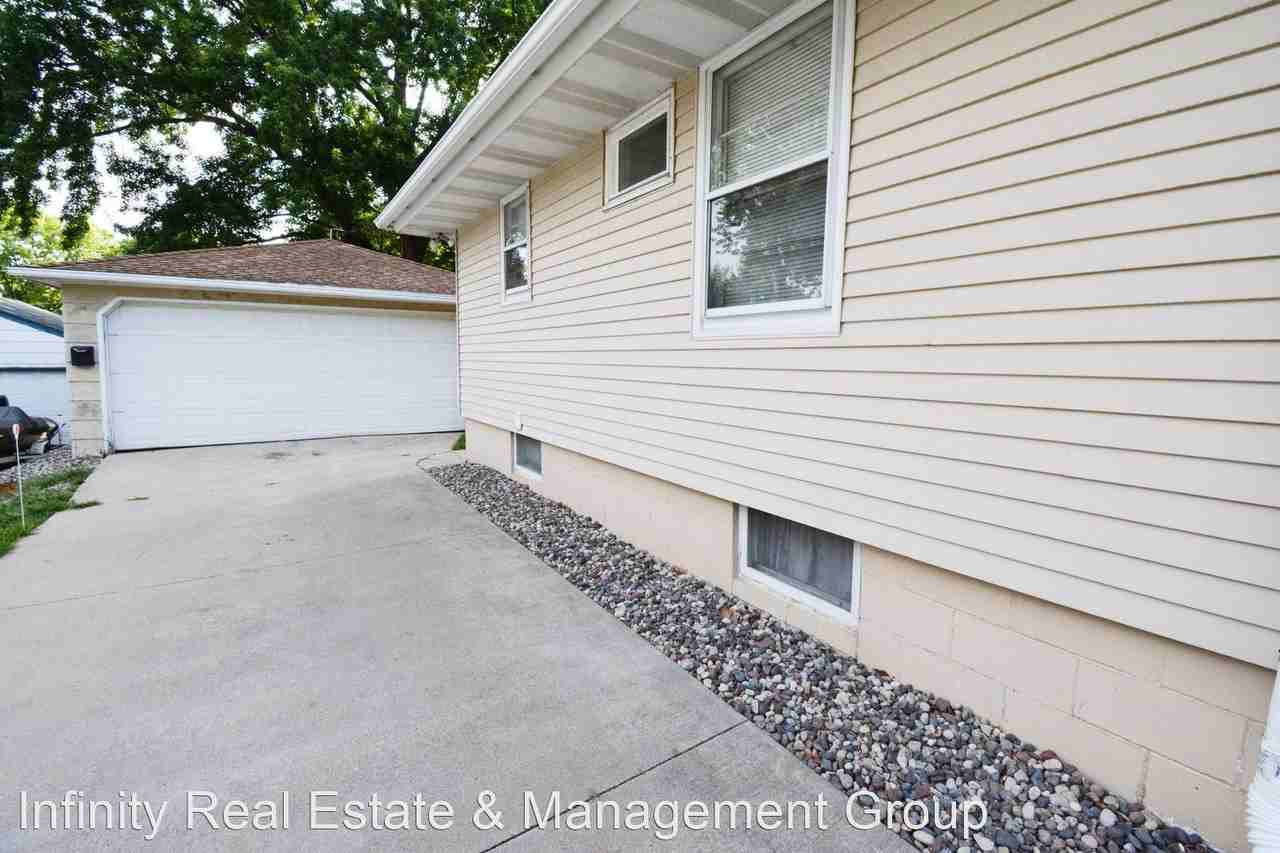2016 Elton Hills Dr Nw - Photo 2 of 18