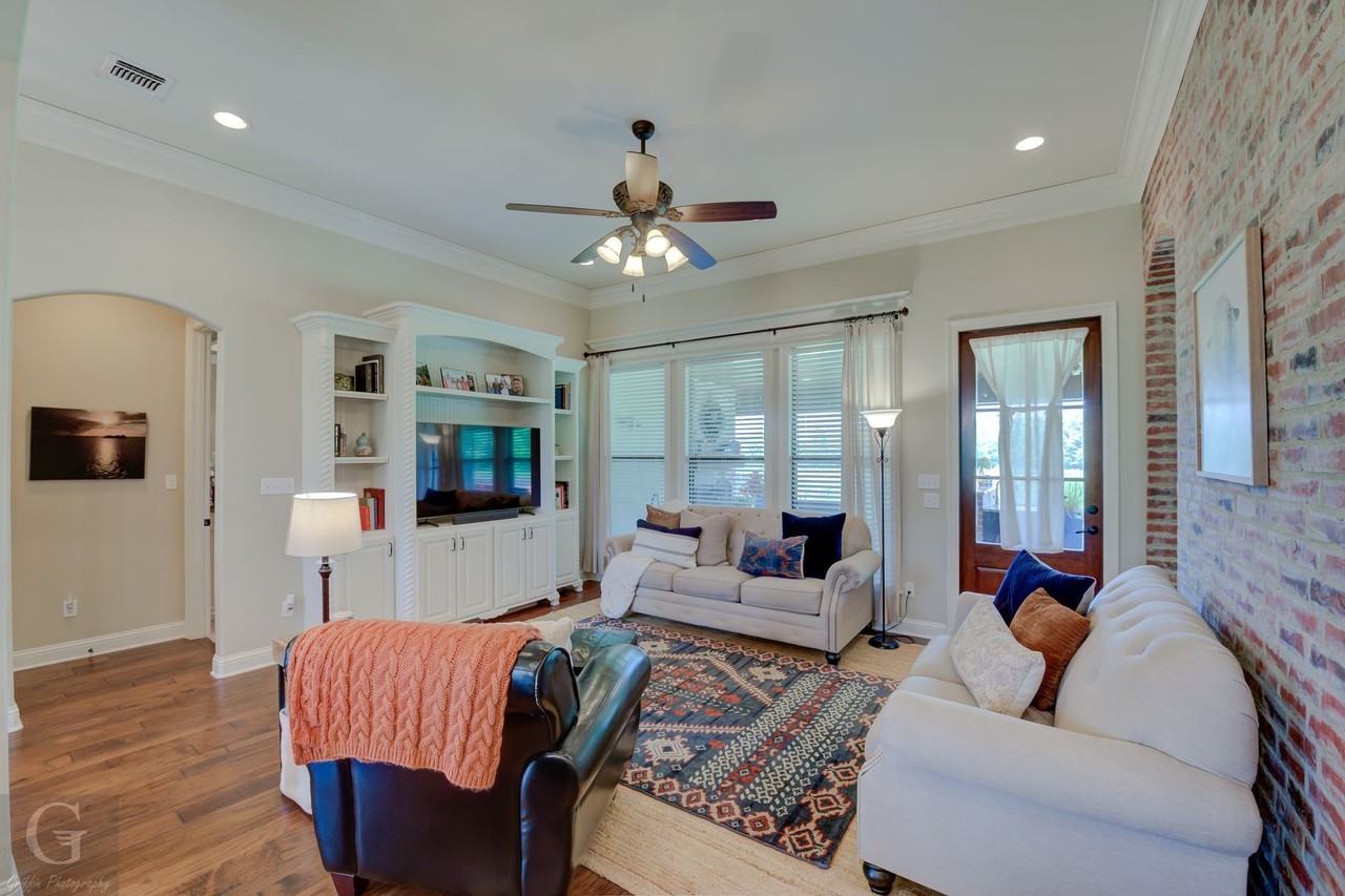 307 Aw Dr - Photo 3 of 28