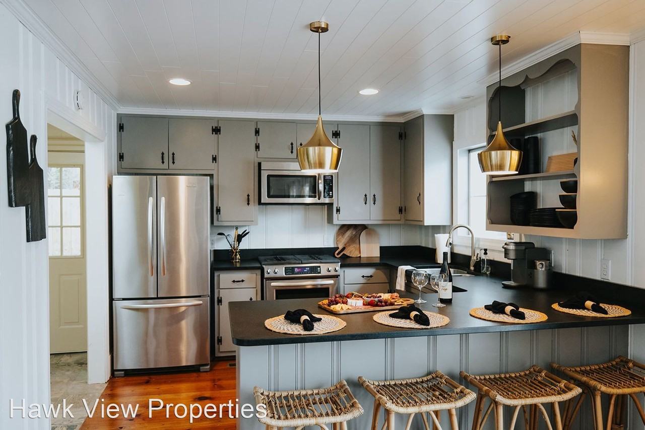 954 Pinehaven Dr - Photo 2 of 30