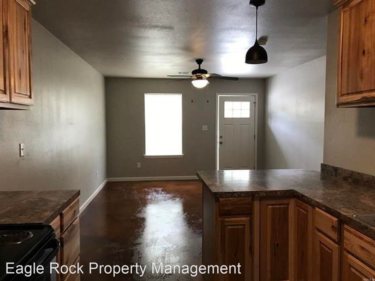 1 Lark Pl - Photo 2 of 7