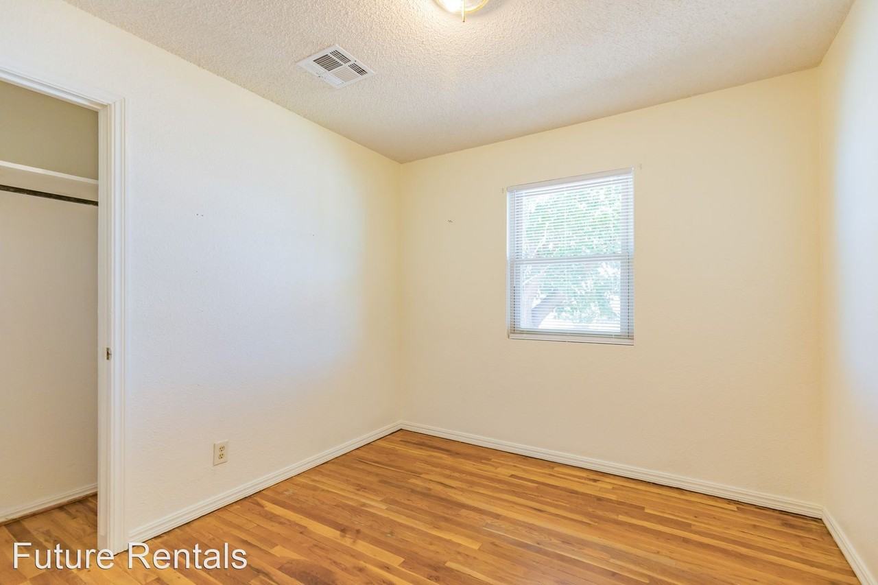 2306 Yale Ave - Photo 3 of 22