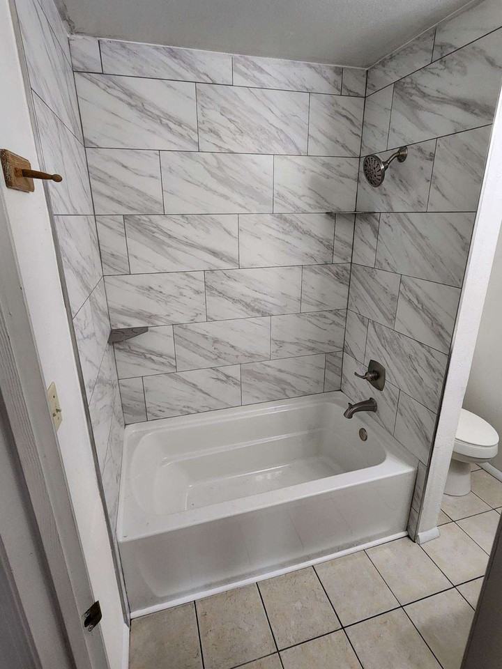 334 Cagua Dr Ne #NA - Photo 3 of 9