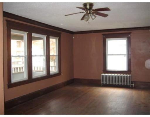 56 Colonial Ave - Photo 2 of 13