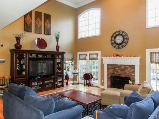 37 Horseshoe Ridge Rd - Photo 3 of 8