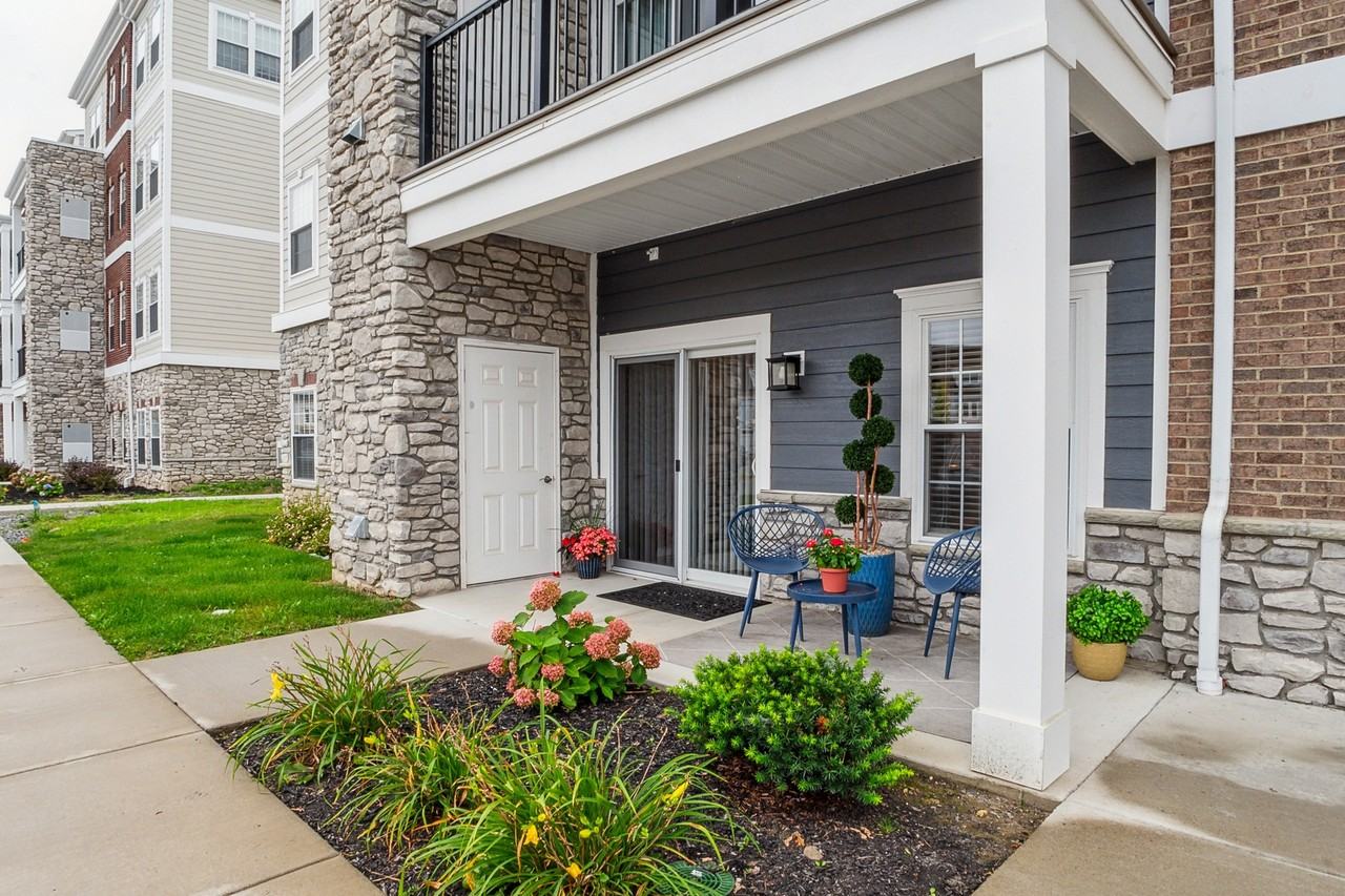 Asher Crossing - Photo 4 of 39