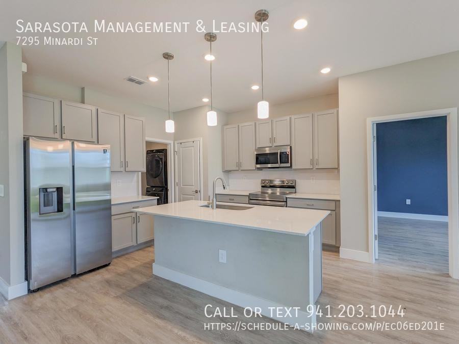 7295 Minardi St - Photo 6 of 36