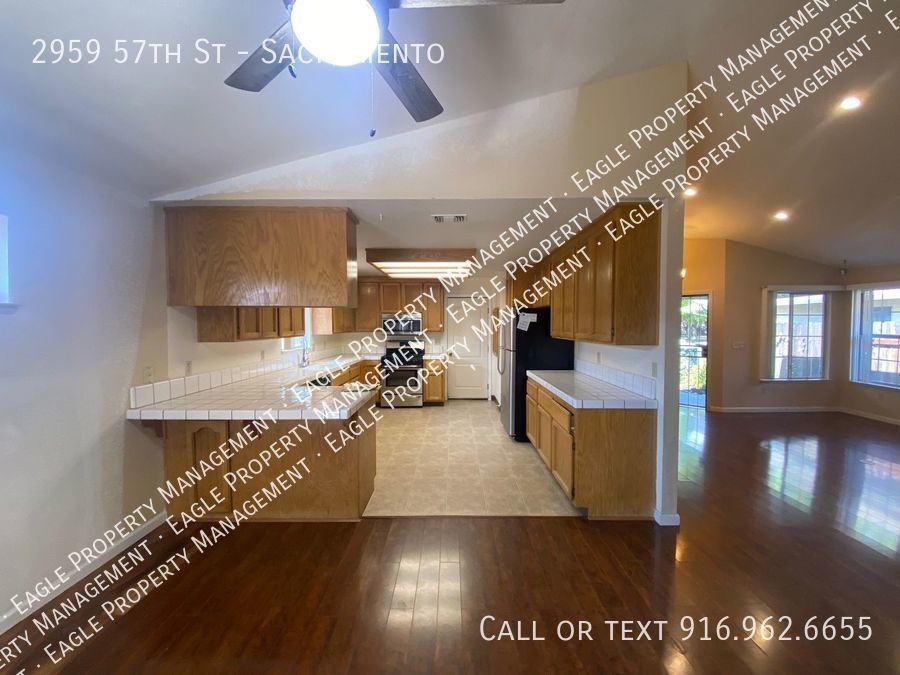 2959 57th St - Photo 2 of 23