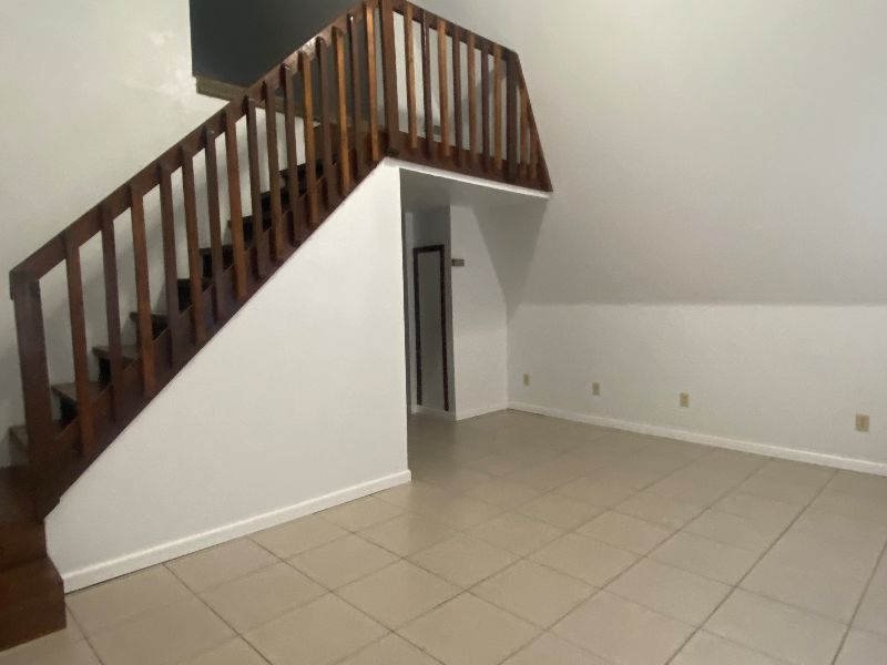 172 Lindenview Circle - Photo 3 of 11