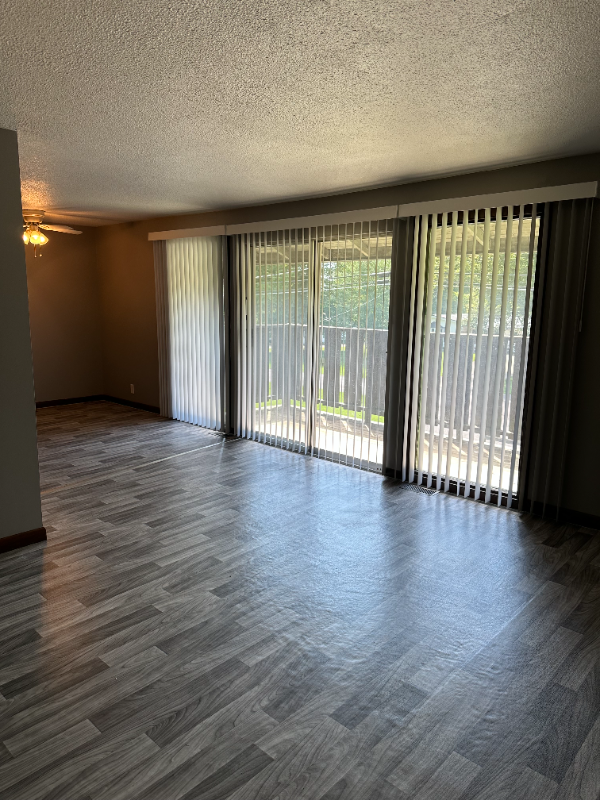 1012 1/2 Stewart Rd N #2 - Photo 2 of 4