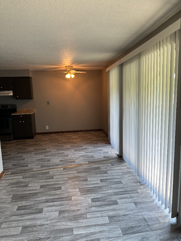 1012 1/2 Stewart Rd N #2 - Photo 3 of 4