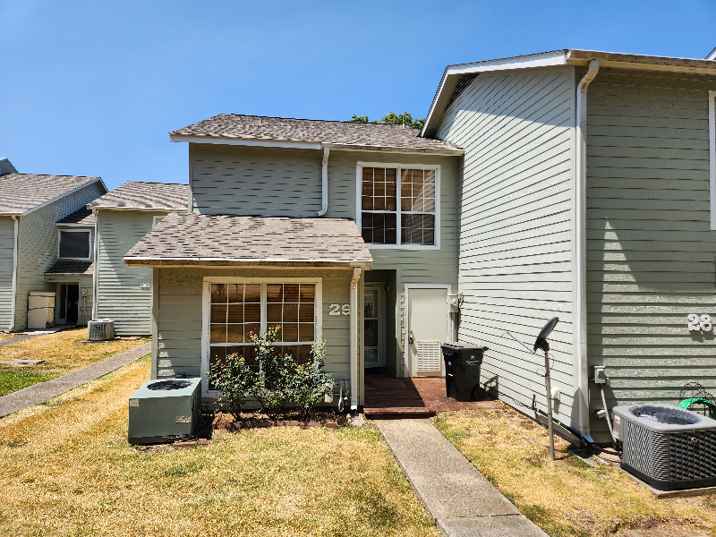 100 Edgewater Dr #29 - Photo 2 of 20