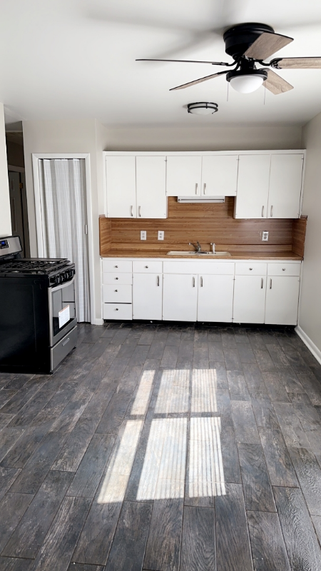 313 Oak Ave - Photo 2 of 12