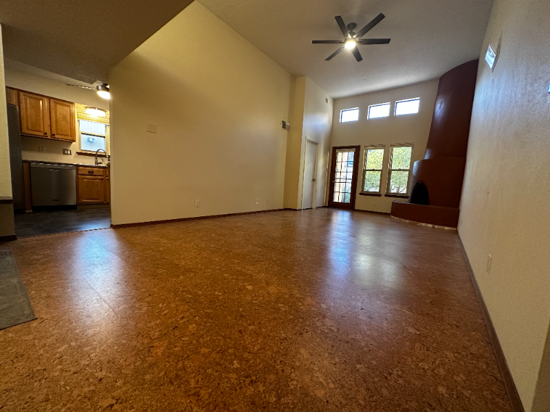 13115 Terragon Pl Ne - Photo 3 of 23