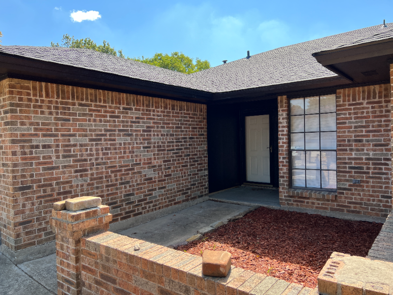 6417 Canyon Cir - Photo 2 of 15