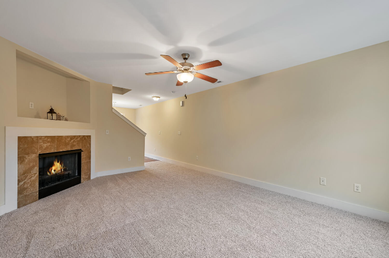 104 Monmouth Way - Photo 2 of 12