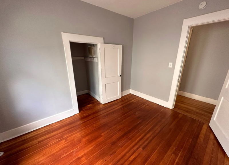 41 Buell St #1 - Photo 5 of 6