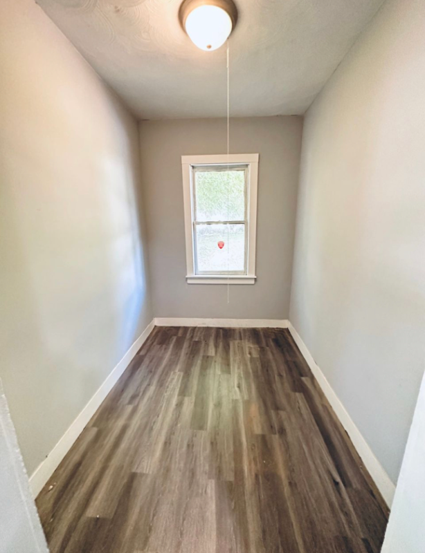 41 Buell St #1 - Photo 6 of 6