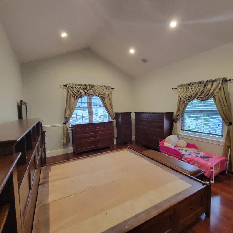 713 Academy Ave #2 - Photo 3 of 22