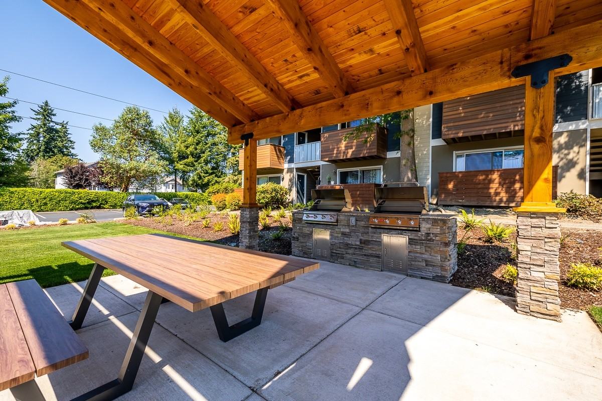 RENTON SAGE APARTMENTS - Photo 5 of 21