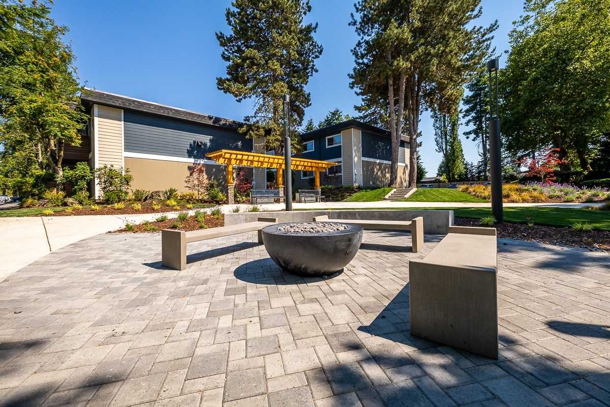 RENTON SAGE APARTMENTS - Photo 6 of 21