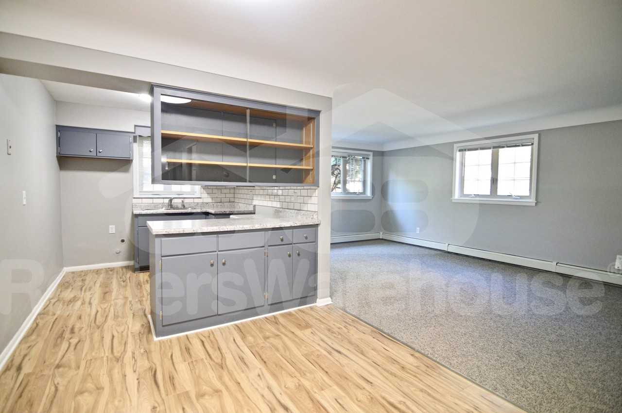 4445 Chowen Ave S #10 - Photo 2 of 9
