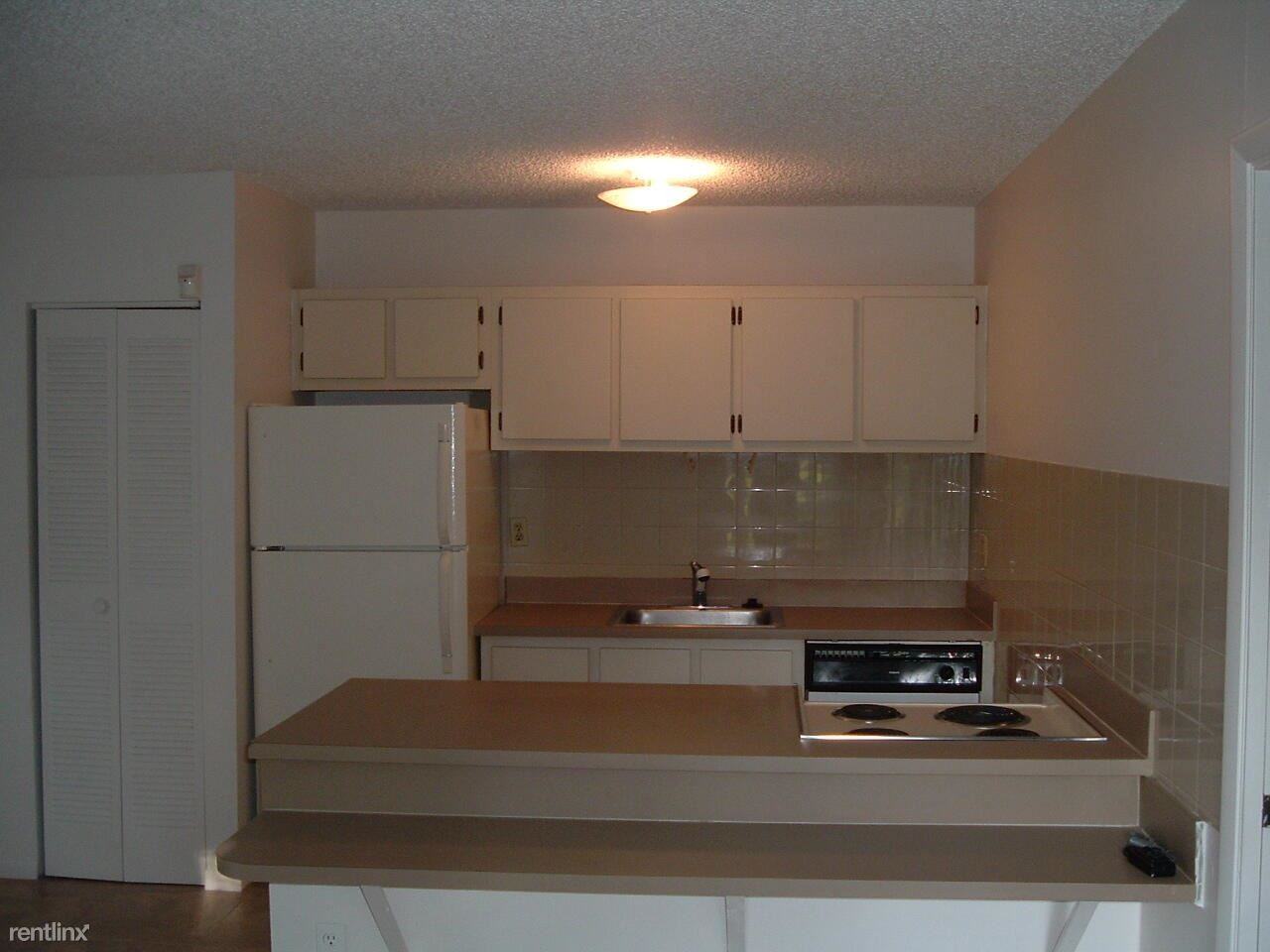 1854 Abbey Rd - Photo 2 of 10