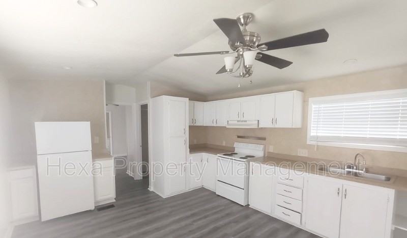 2511 Farm To Marketrd N - Photo 6 of 23