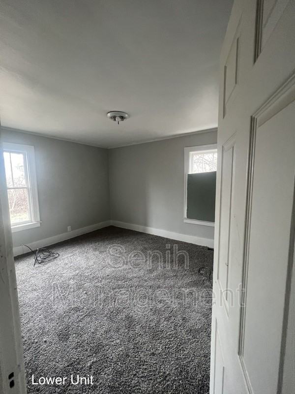 5342 Oregon St - Photo 4 of 11
