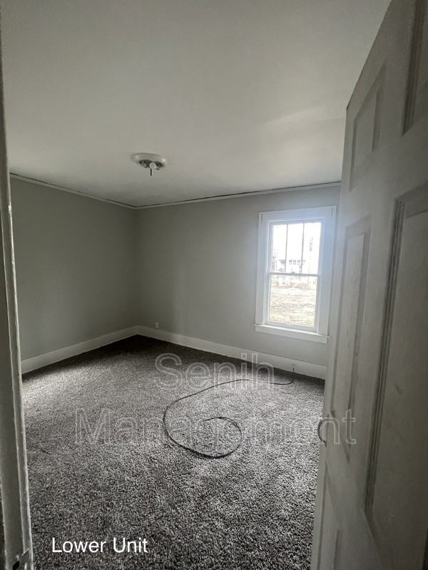5342 Oregon St - Photo 5 of 11
