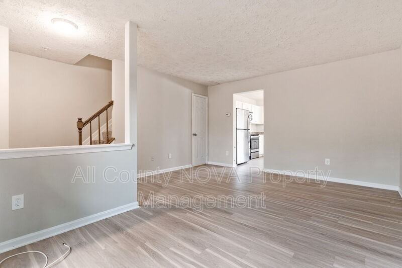 17 Heather Ln - Photo 6 of 29