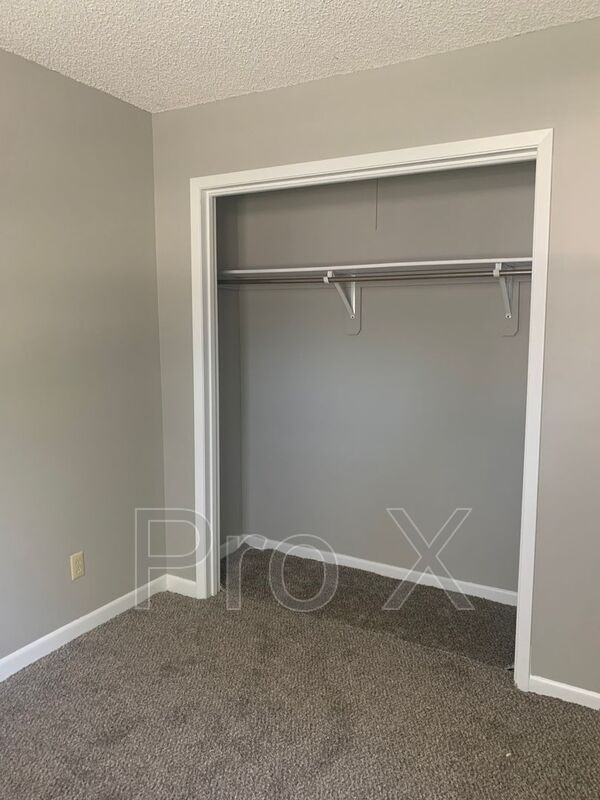 2037 S River St - Photo 7 of 12