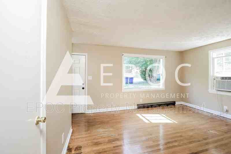 1618 Radcliff St - Photo 2 of 15