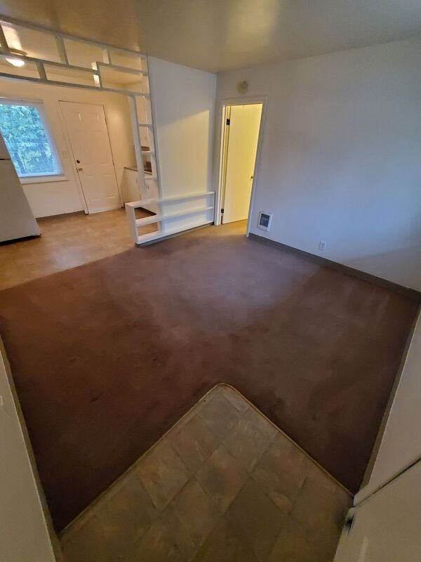 285 Kearney St S - Photo 3 of 10