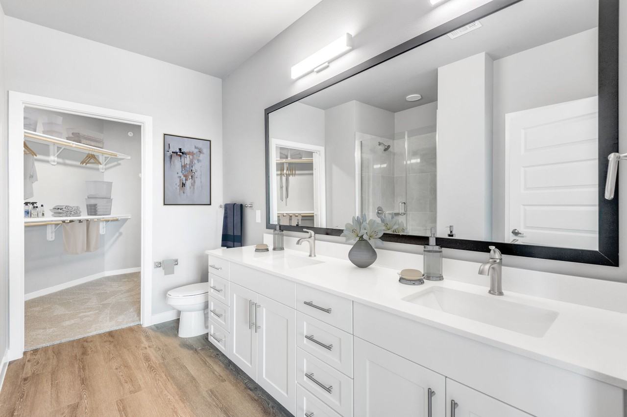 Lenox Sienna | Apartments & Townhomes - Photo 7 of 27