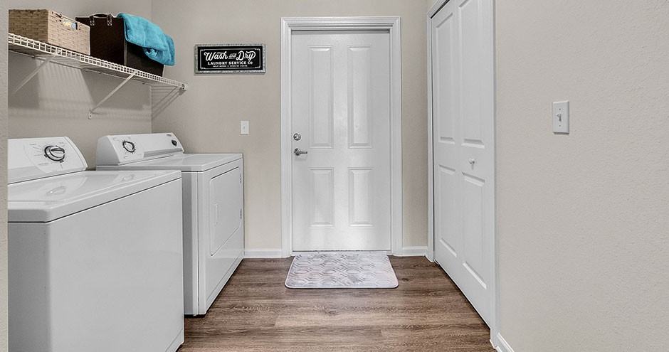 Polo Glen Apartment Homes - Photo 5 of 50