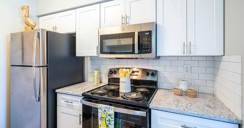 Captain's Landing Apartments - Photo 2 of 42