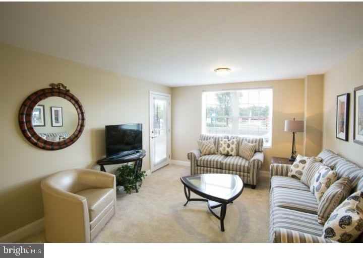 1015 Andrew Drive - Photo 3 of 22