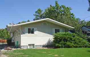 featured image of 827 Poly Dr