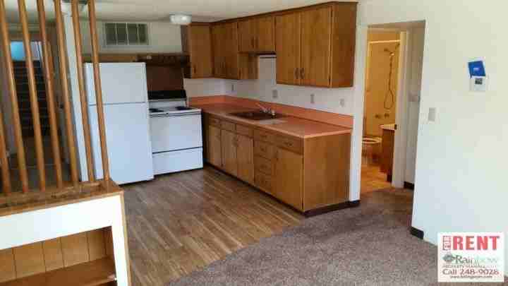 827 Poly Dr - Photo 4 of 4
