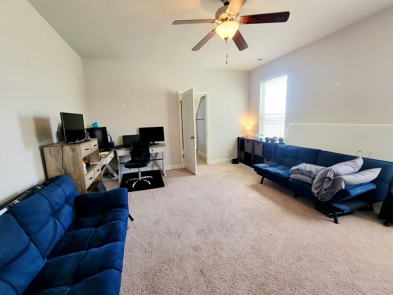 1031 Keeneland Dr - Photo 6 of 11