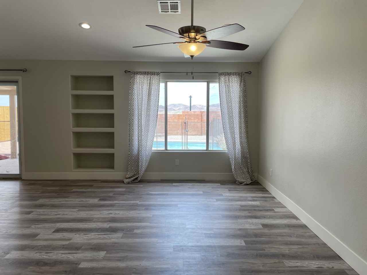 838 Grape Vine Ave - Photo 7 of 10