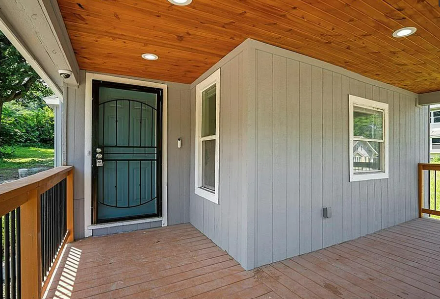 1812 Elmwood Ave - Photo 2 of 7