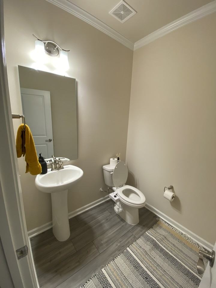 5701 Kalamata Dr - Photo 5 of 21