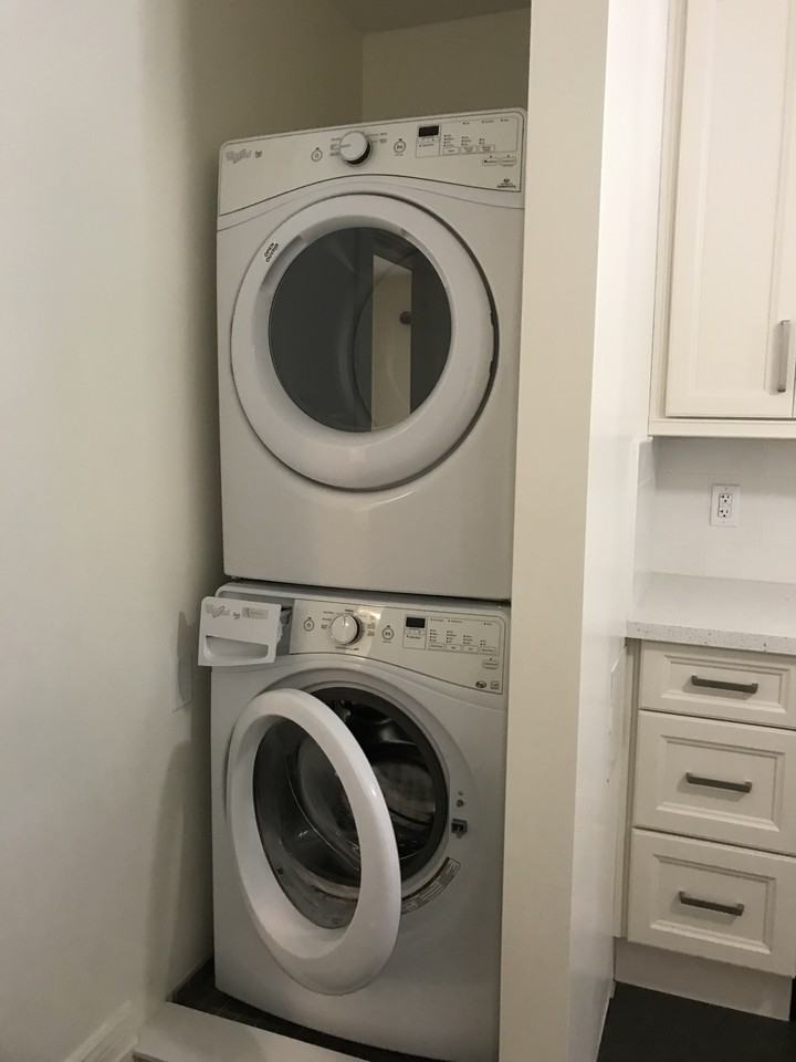 550 Durie Street - Photo 3 of 7