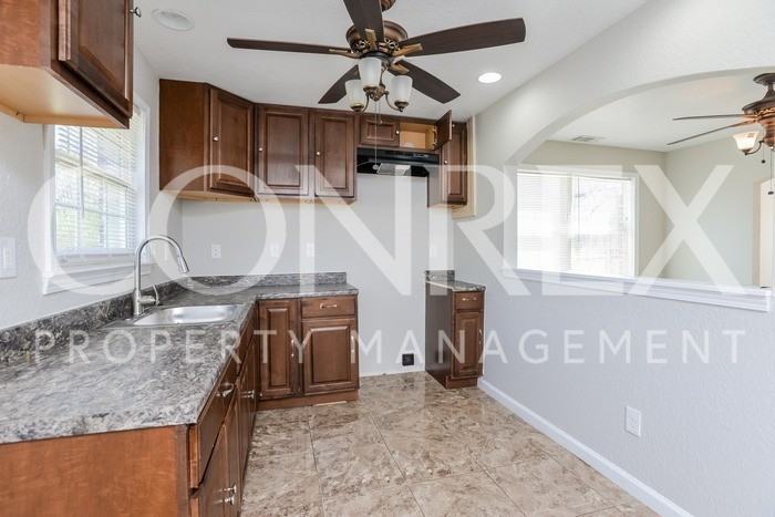 5202 Park Ave - Photo 3 of 11