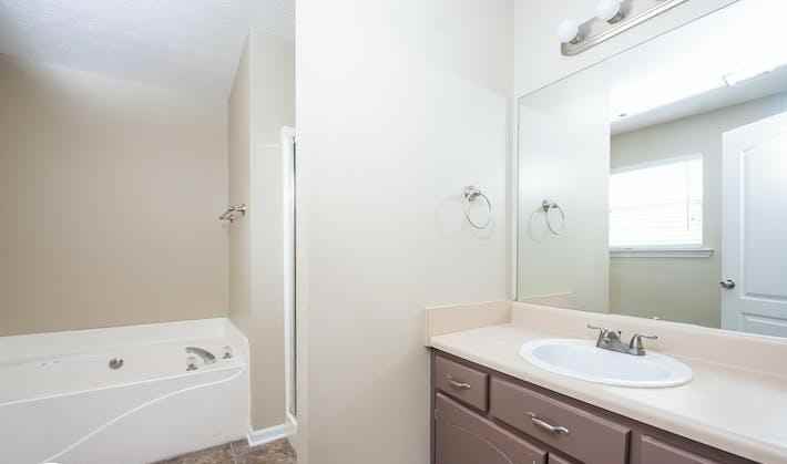 845 Rock Shoal Court - Photo 3 of 8