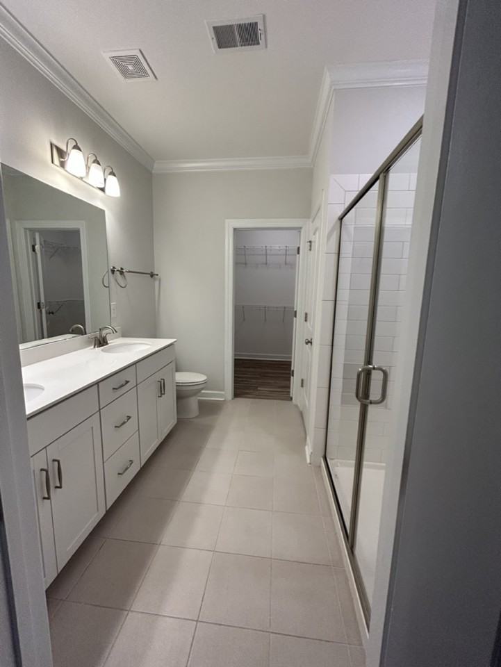 8762 Windy Island Dr - Photo 3 of 31